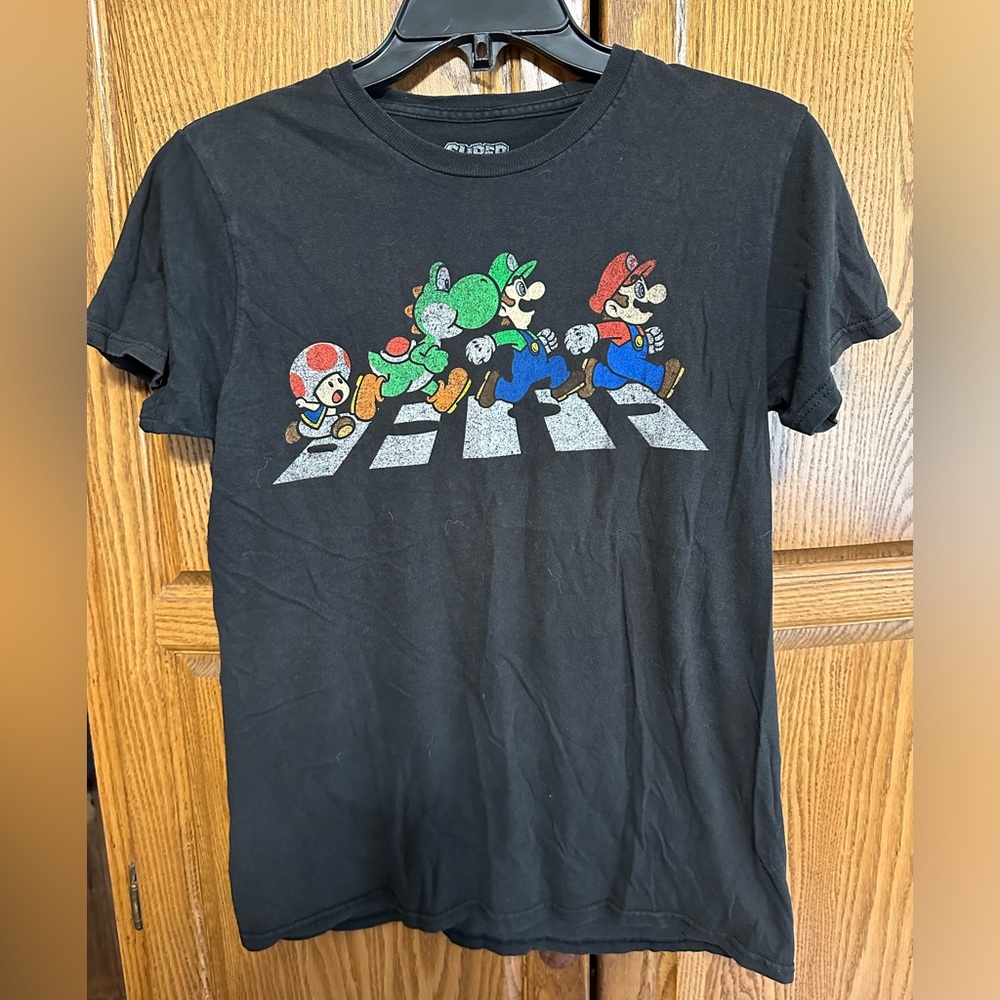 Super Mario t-shirt